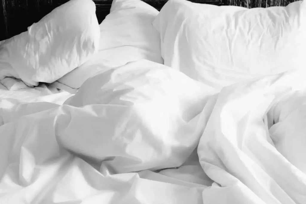 draps et couette blanche propres