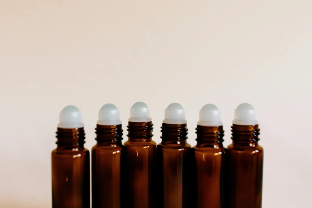 tubes d'huiles essentielles en roll-on